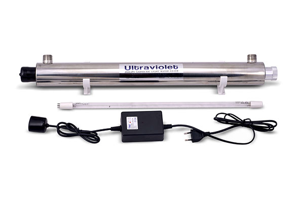 Ультрафиолетовый стерилизатор для дезинфекции воды в скважине.